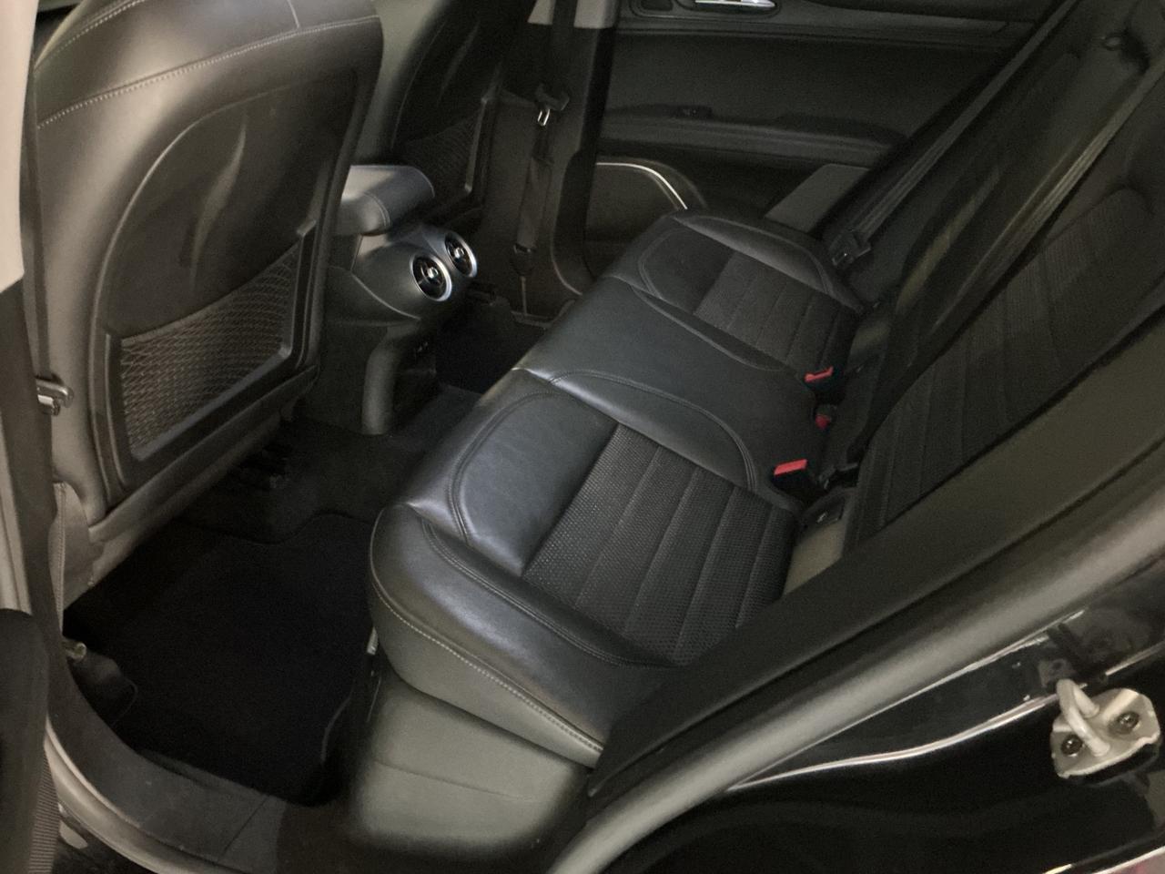 Alfa Romeo Stelvio 2.2 Turbodiesel 180 CV AT8 RWD Executive