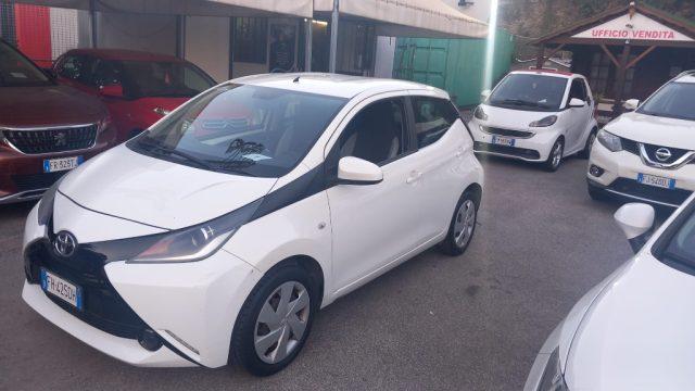 TOYOTA Aygo 1.0 VVT-i 69 CV 5 porte x-cool