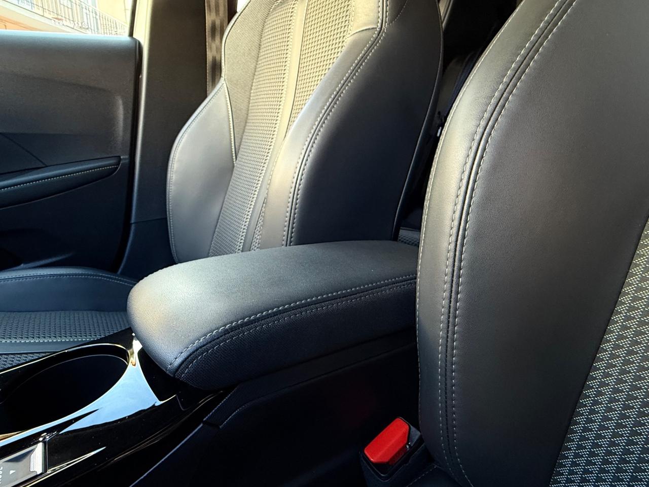 Peugeot 208 Stop&Start 5 porte GT