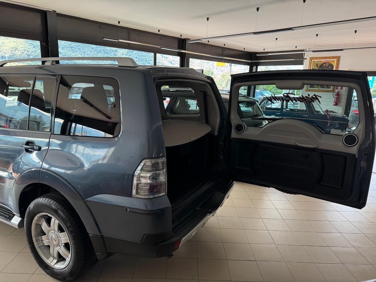 MITSUBISHI PAJERO 3.8cc V6 24V 250CV AUTOMATICO