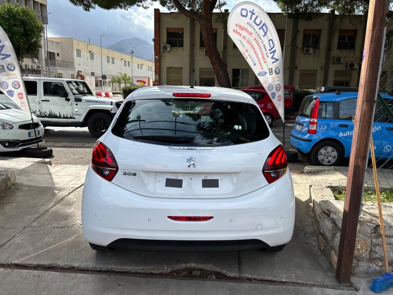 Peugeot 208 1.0 5 porte Allure