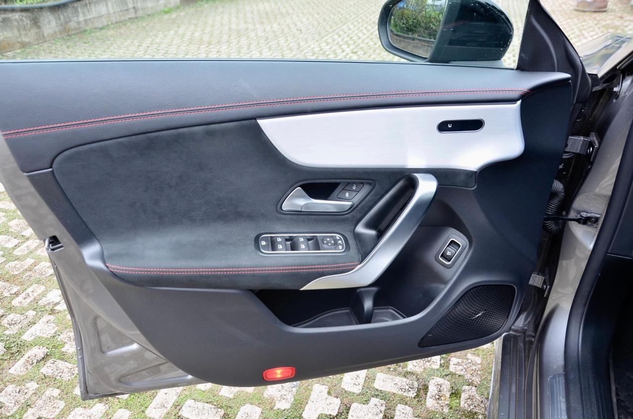 MERCEDES-BENZ CLA 200 SHOOTING BRAKE 200d AMG LINE PREMIUM 150cv AUTO, UNICOPROPRIETARIO, UFF ITALIANA, EURO 6D, FACE LIFT, SERVICE MERCEDES, TETTO, HI-FI PREMIUM, PERMUTE