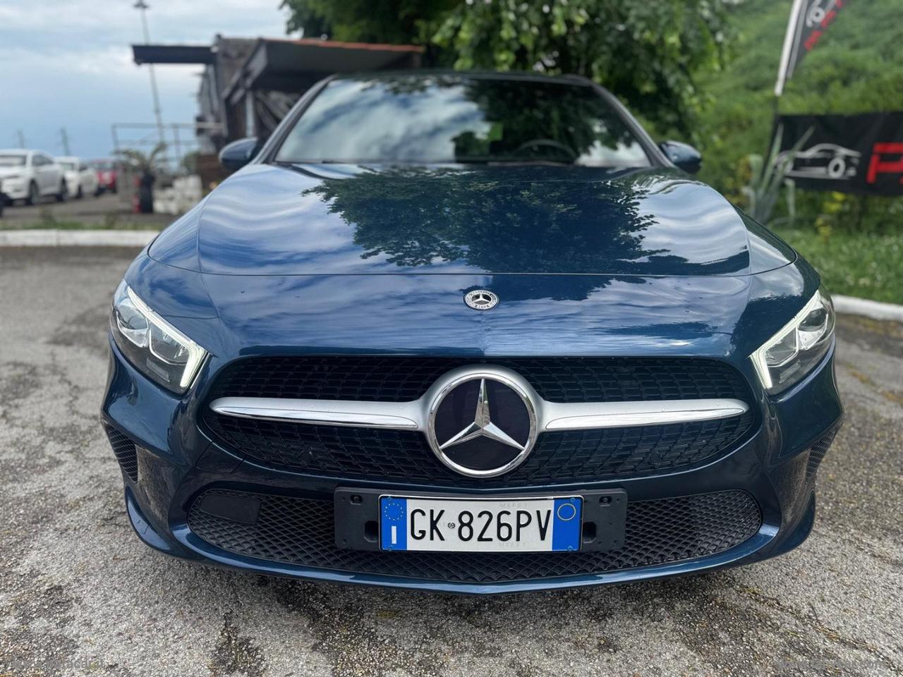 MERCEDES-BENZ A 180 d Automatic Executive