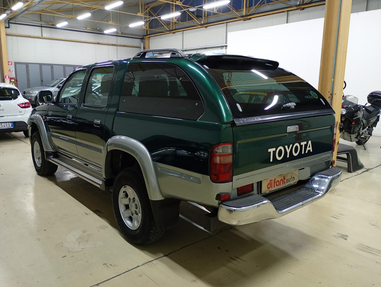 Toyota Hilux 2.5 D-4D 4WD 4p.Double Cab Pup.SR5