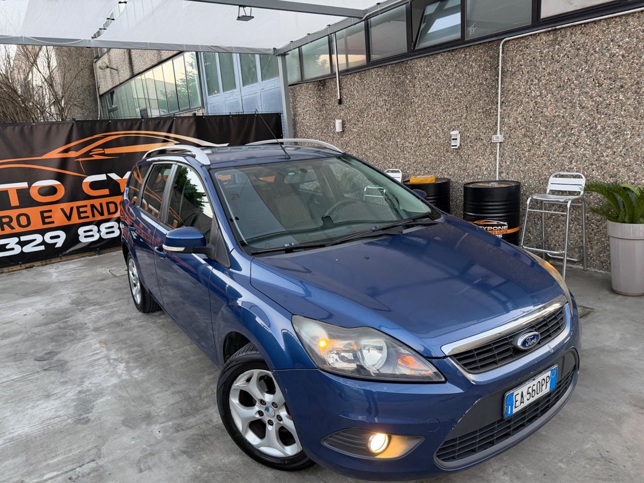 Ford Focus 1.6 benzina EURO5A NEOPATENTATI-FAMIGLIARE