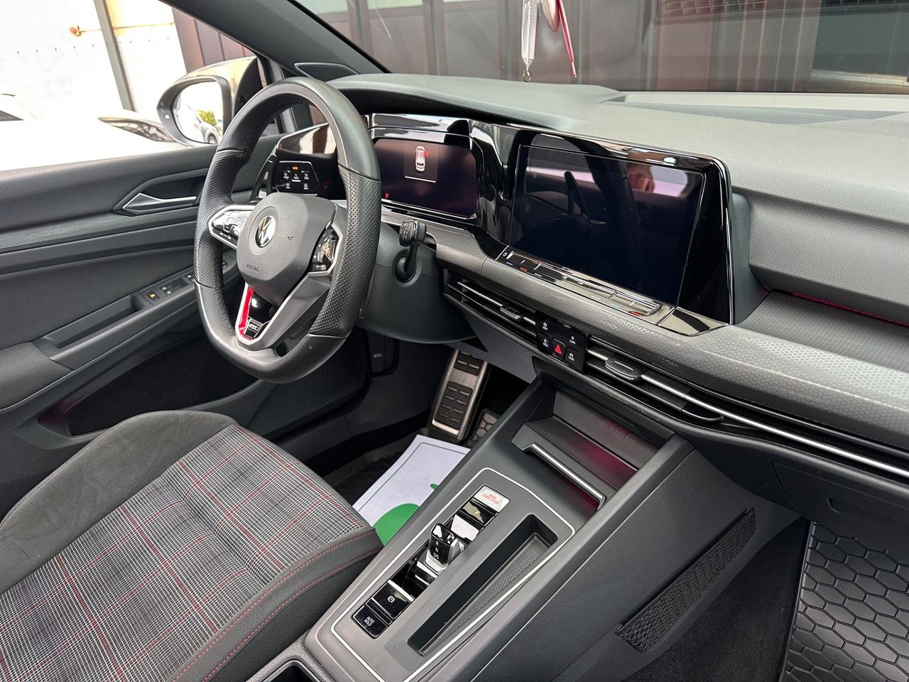 Volkswagen Golf GTI 2.0 TSI DSG Clubsport 45