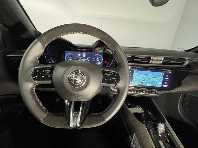 Alfa Romeo Junior 1.2 Hybrid 145cv Q4 Intensa EDTC6 + Tetto Apribile