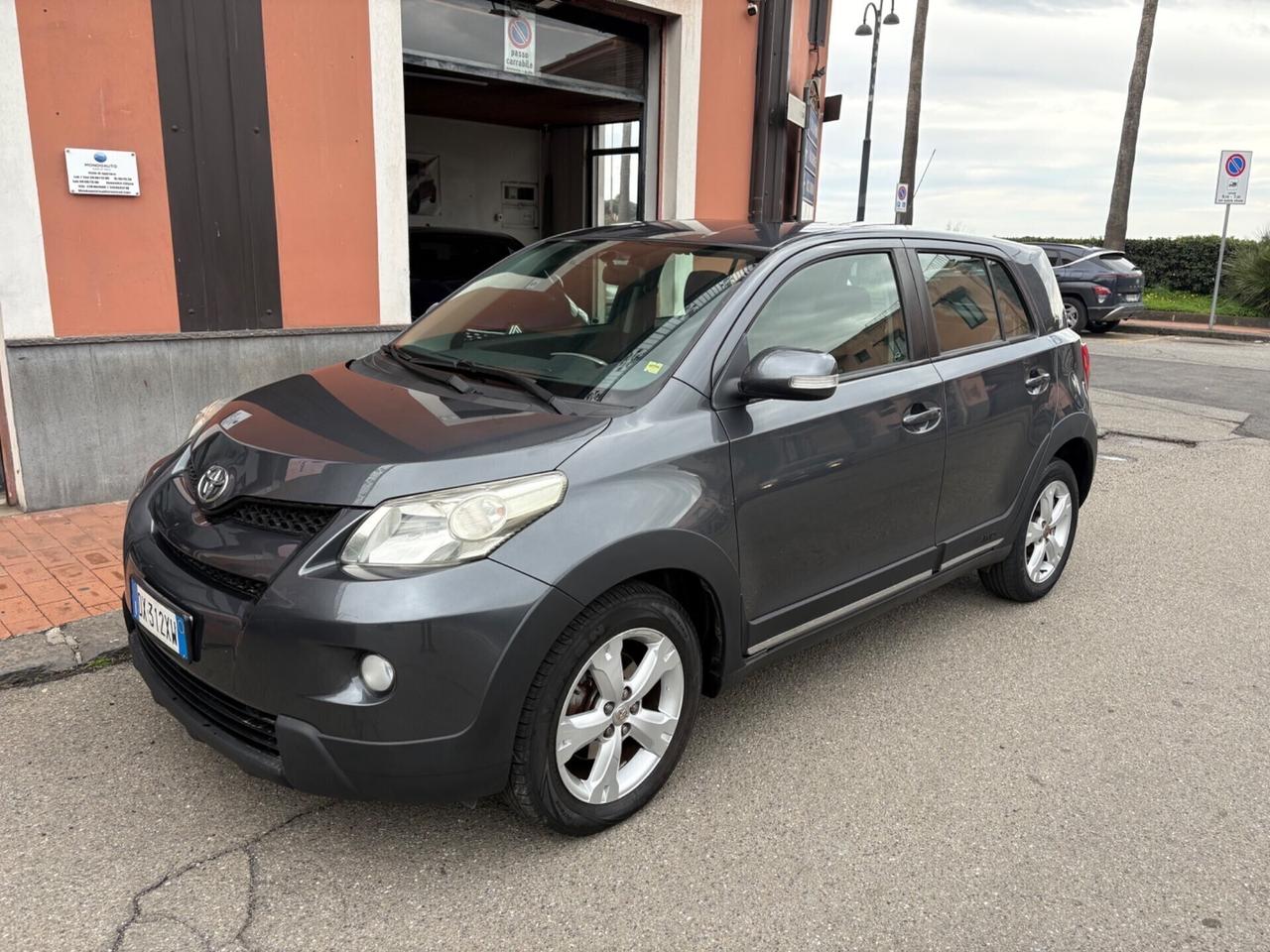 Toyota Urban Cruiser 1.4 D-4D 4X4