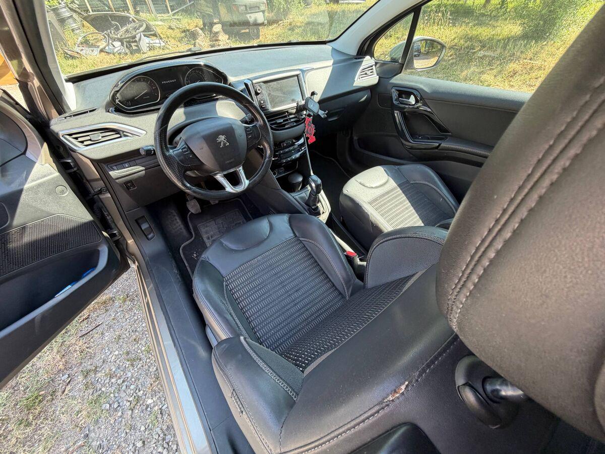 Peugeot 208 208 1.4 vti 16v Active 3p