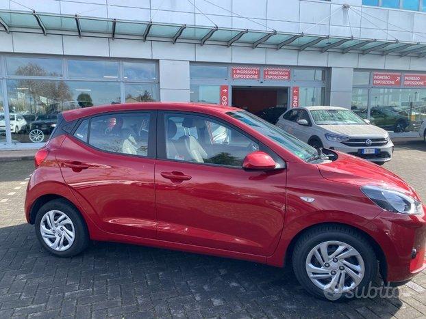 HYUNDAI i10 1.0 MPI Advanced