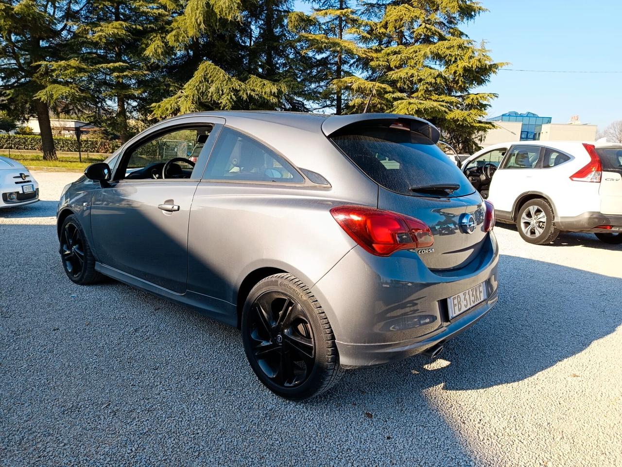 Opel Corsa 1.4 90CV Coupé Cosmo opc Tua a 144€/Mese