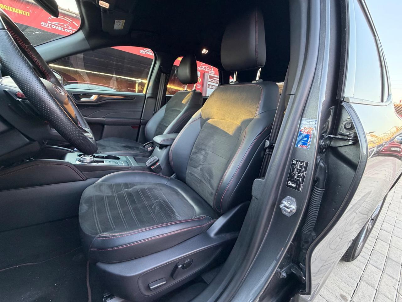 Ford Kuga 2.0 EcoBlue 120CV aut. AWD ST-Line X