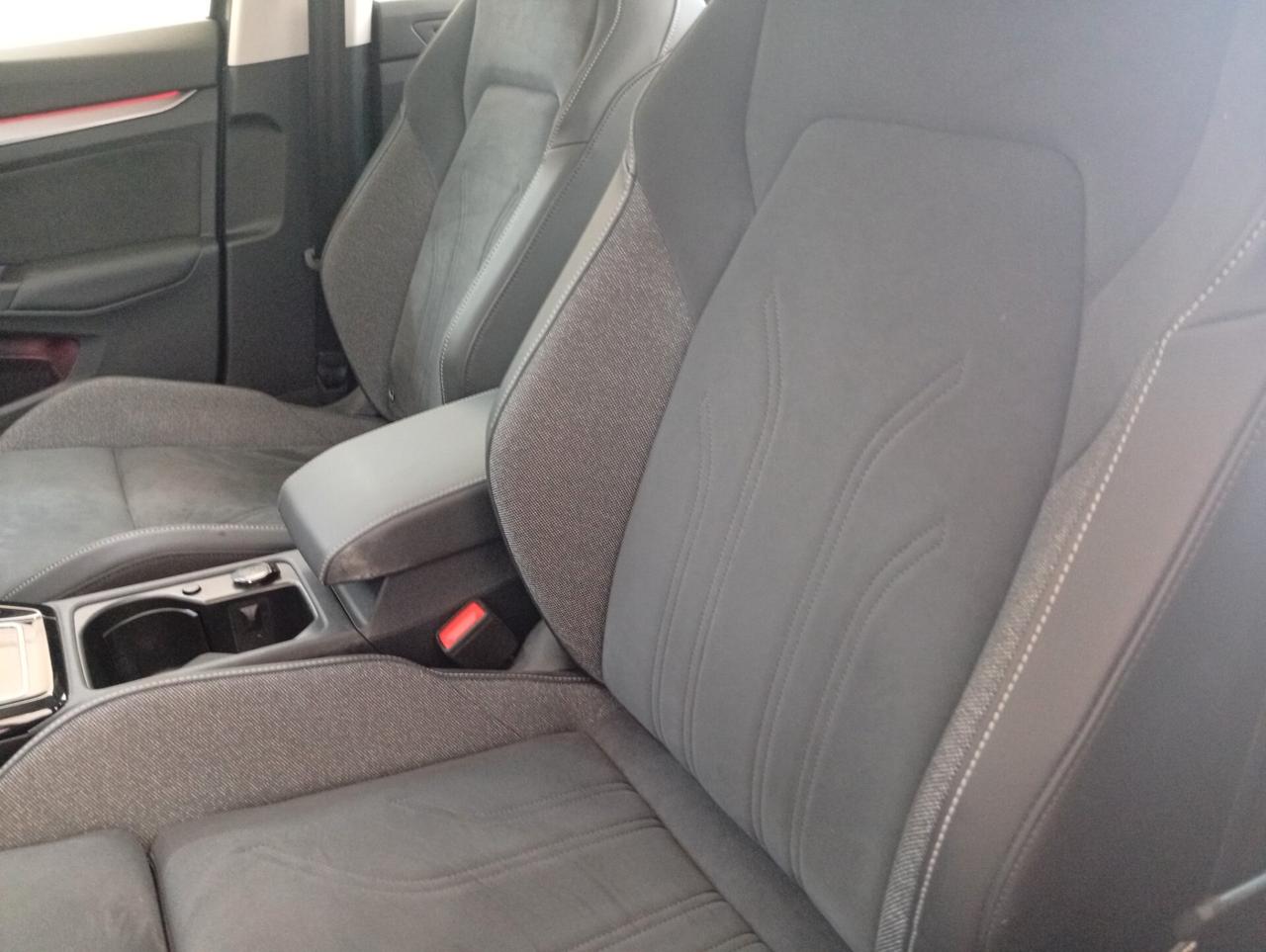Volkswagen Golf 2.0 TDI 150 CV DSG SCR Style