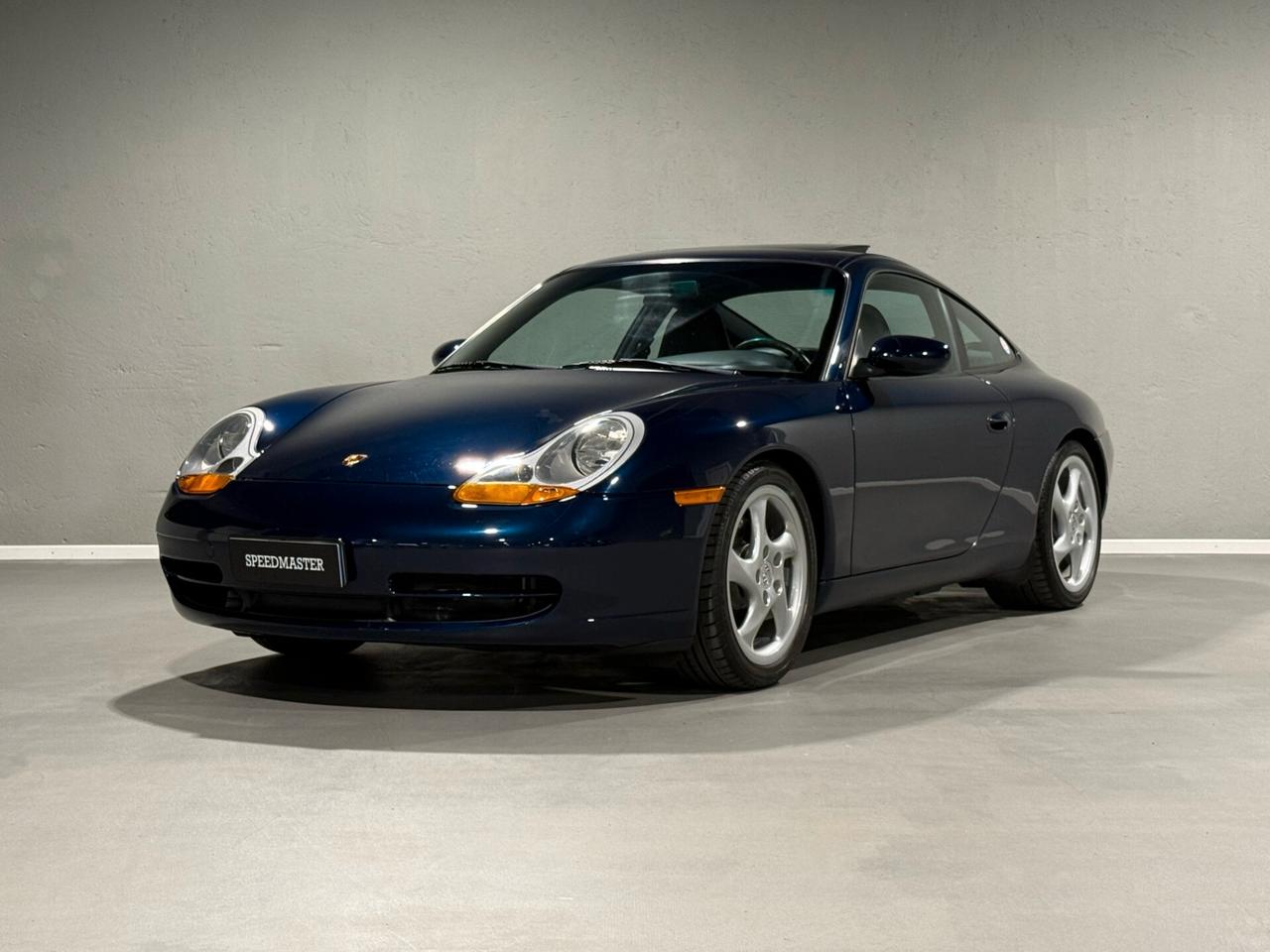Porsche 911 Carrera cat Coupé