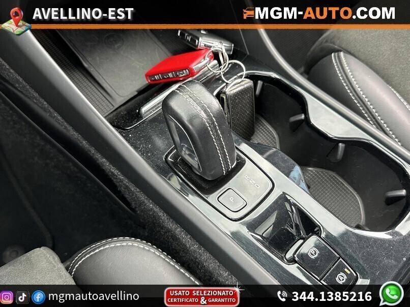 VOLVO XC40 D4 AWD Geartronic R-design - TETTO