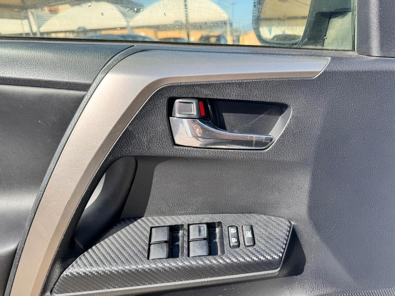 Toyota RAV4 2.0 D-4D 2WD Active