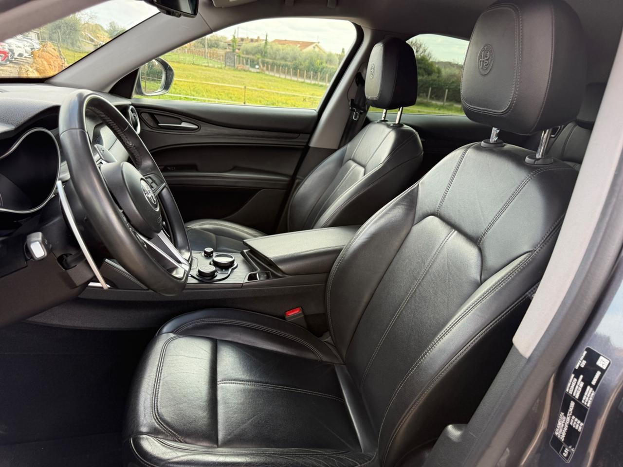 Alfa Romeo Stelvio 2.2 Turbodiesel 210 CV AT8 Q4 Executive