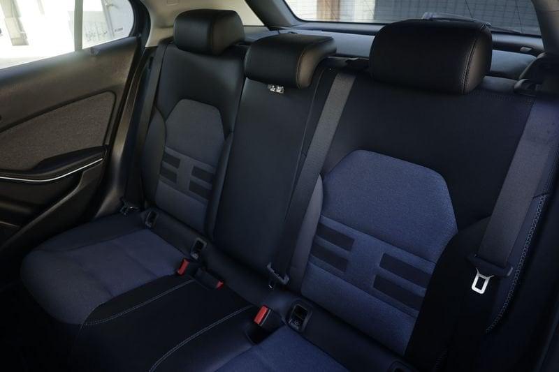 Mercedes-Benz GLA Mercedes-Benz GLA 180 d Sport 80KW ANNO 2017