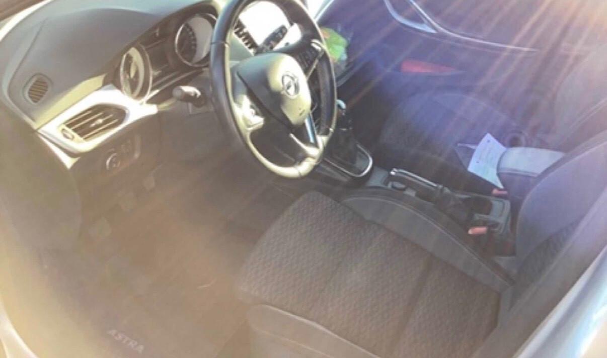 Opel Astra 1.2 Turbo 130 CV S&S 5 porte Business Elegance