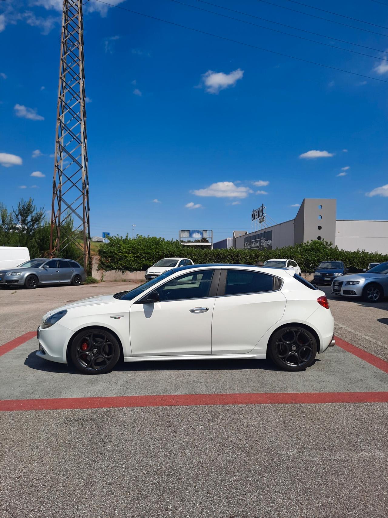 Alfa Romeo Giulietta 1.4 Turbo 120 CV GPL Progression OK NEOPATENTATI