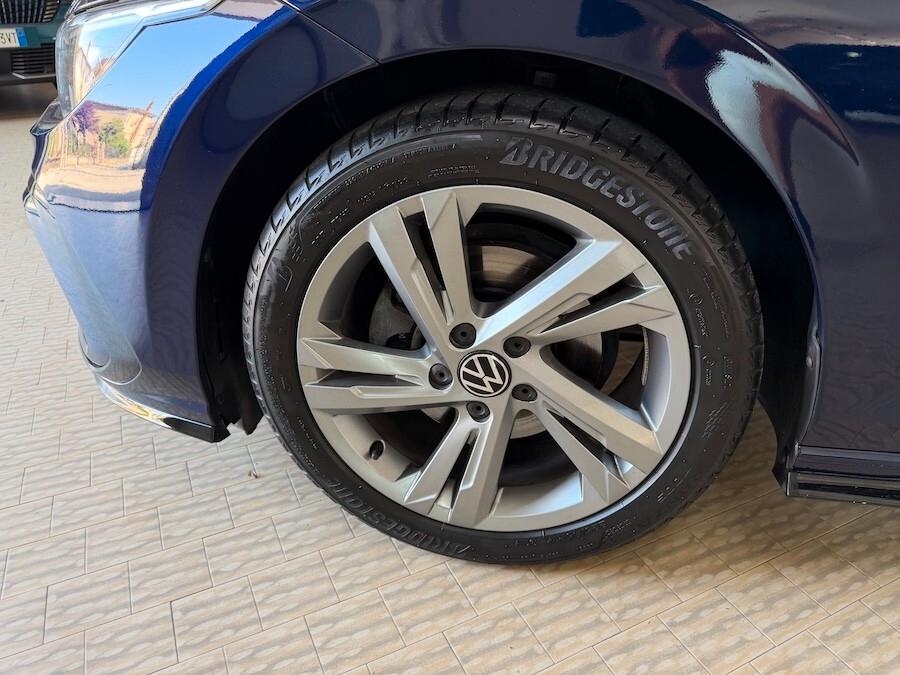 Volkswagen Golf 1.5 TSI EVO R-Line Km 35000