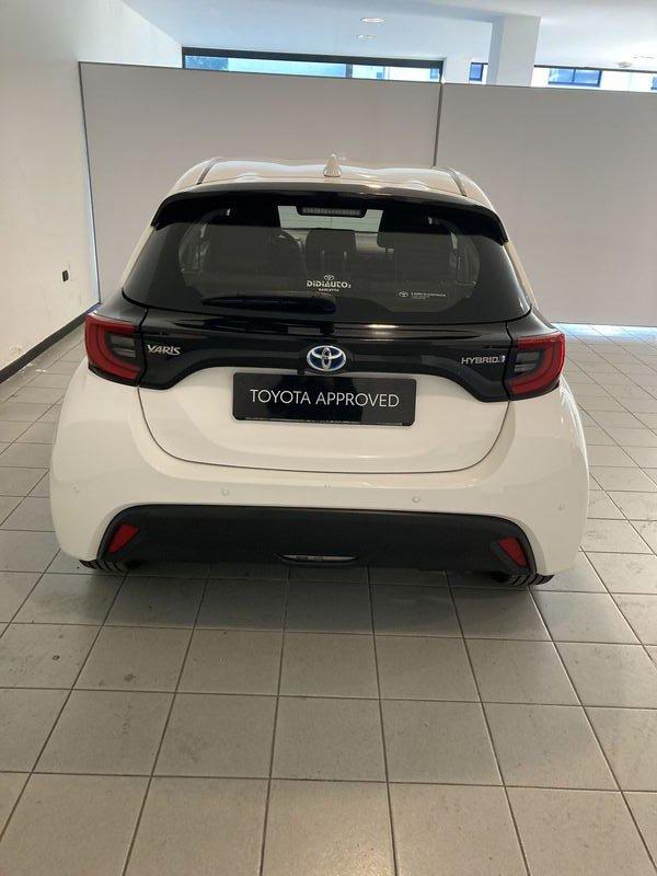 Toyota Yaris Hybrid Trend MY22