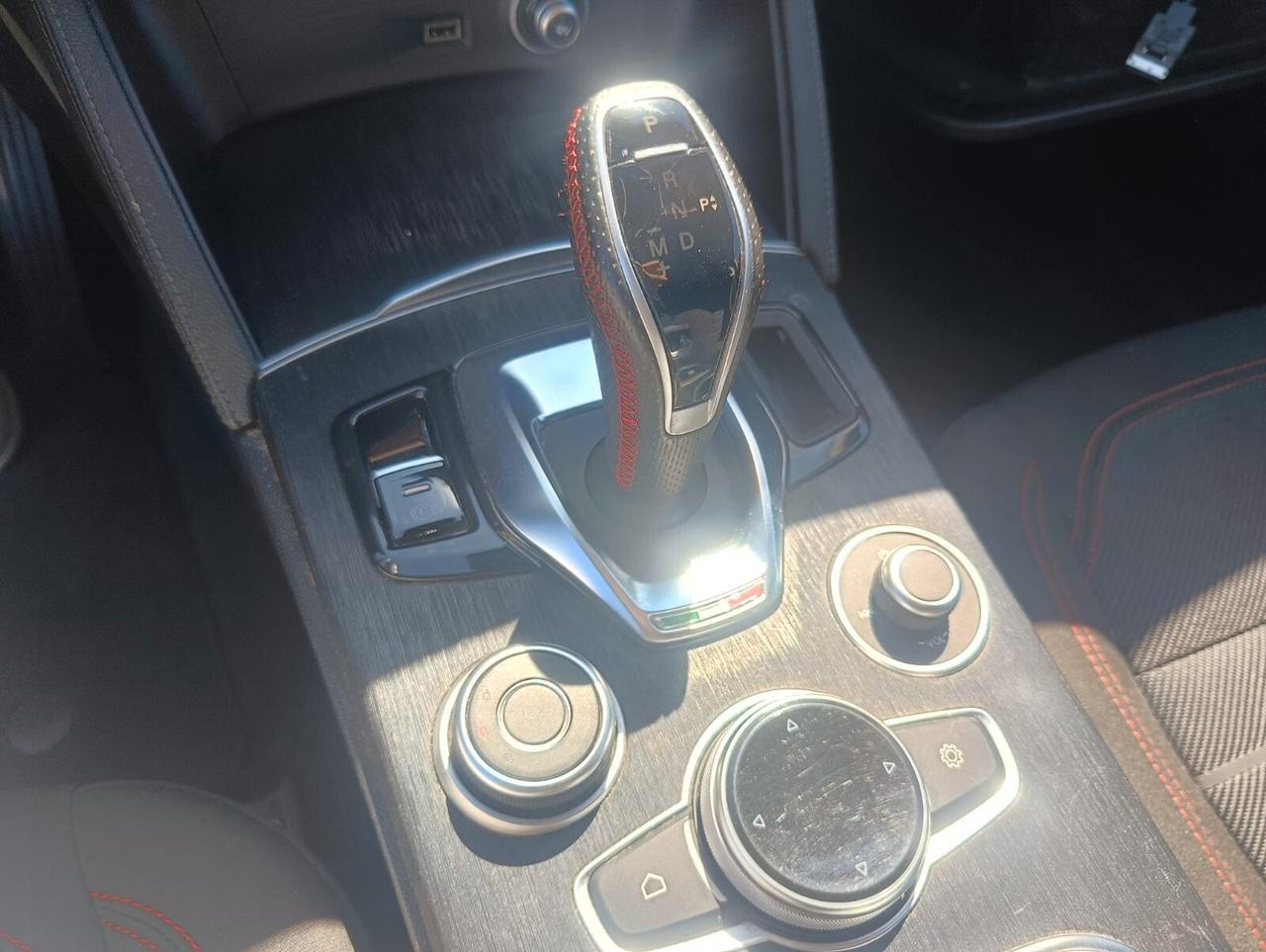 Alfa Romeo Stelvio 2.2 Turbodiesel 190 CV AT8 Q4 Business
