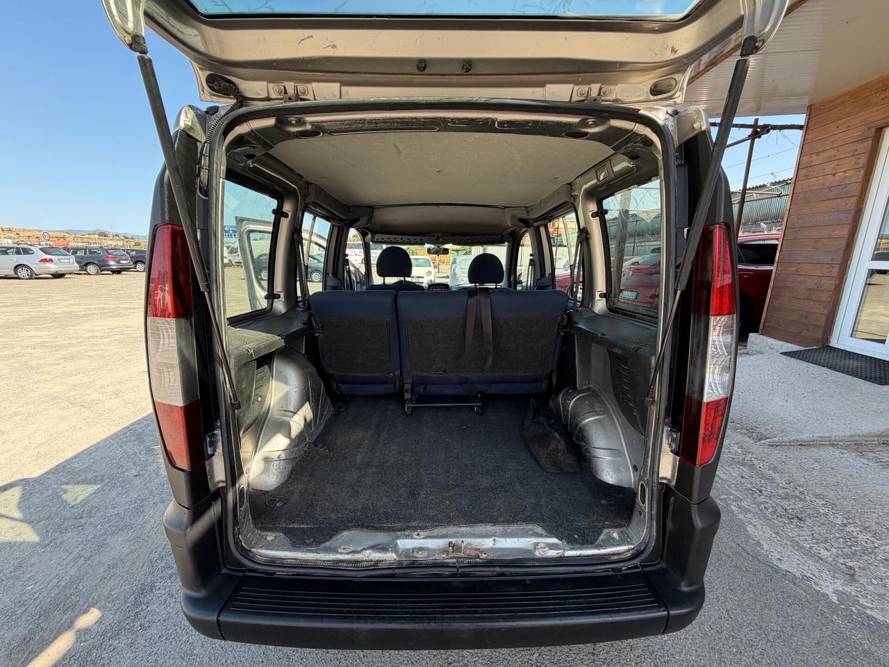 FIAT Doblo 1.2 Benzina