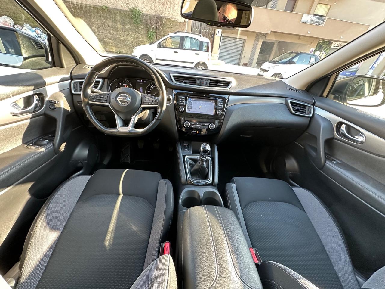 Nissan Qashqai 1.5 dCi N-Connecta