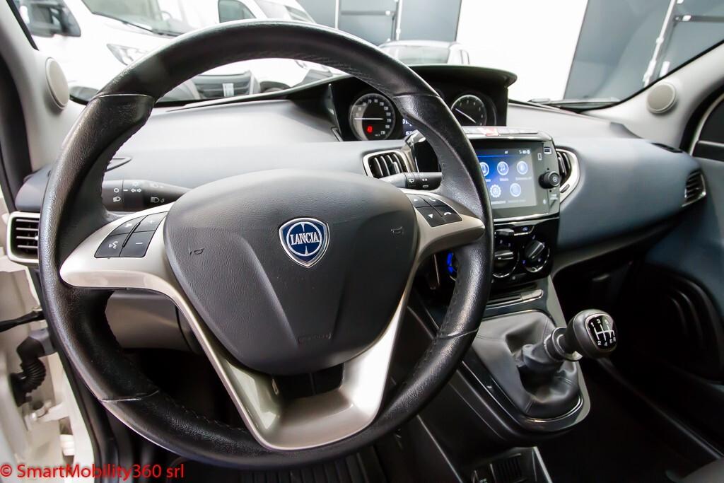 Lancia Ypsilon 1.0 FireFly 5 porte S&S Hybrid Gold