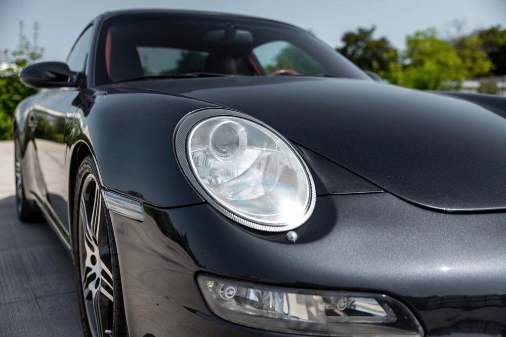 Porsche 911 Carrera S Coupé 997 SERVICE PORSCHE