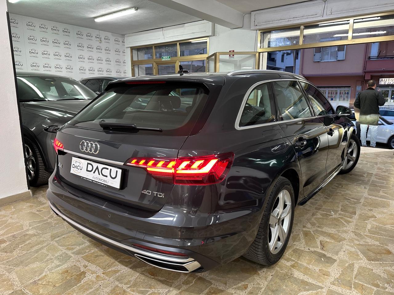 Audi A4 Avant 40 TDI S tronic line edition