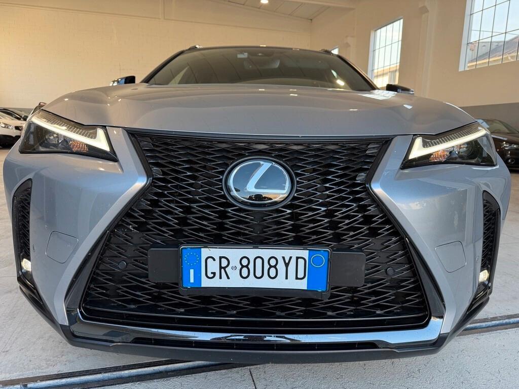 Lexus UX Hybrid 4WD Design