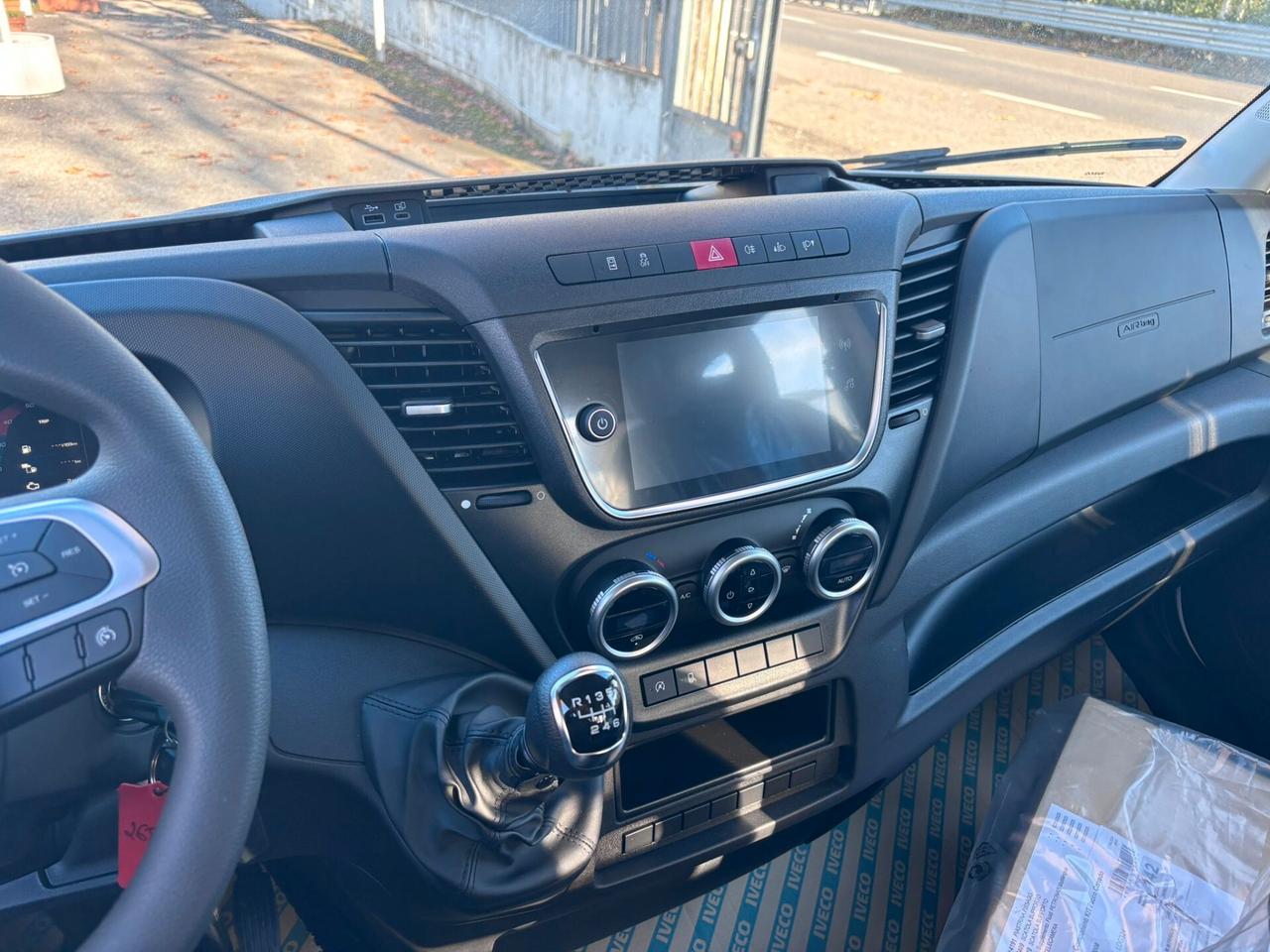 Iveco daily 35C140 nuovo doppia cabina