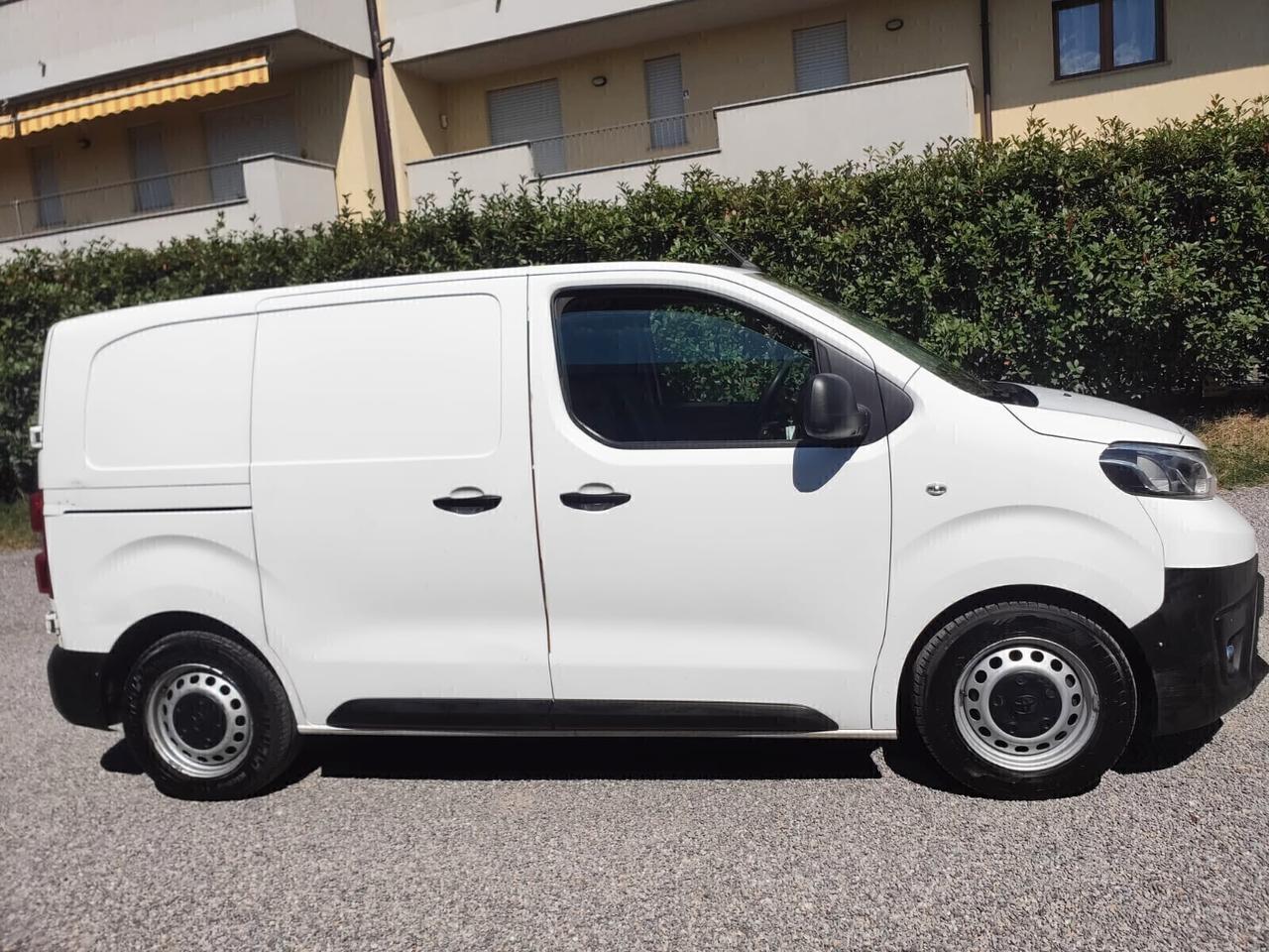 Toyota Proace Corto Euro 6