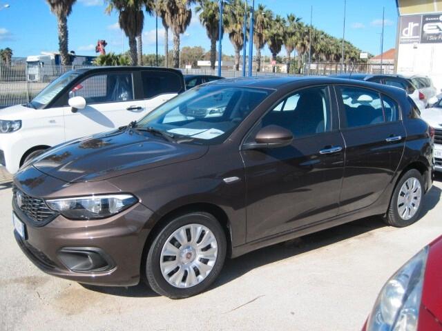Fiat Tipo 1.3 Mjt S&S 5 porte Easy
