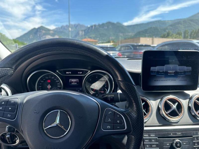 Mercedes-Benz GLA 200 D SPORT AUTO