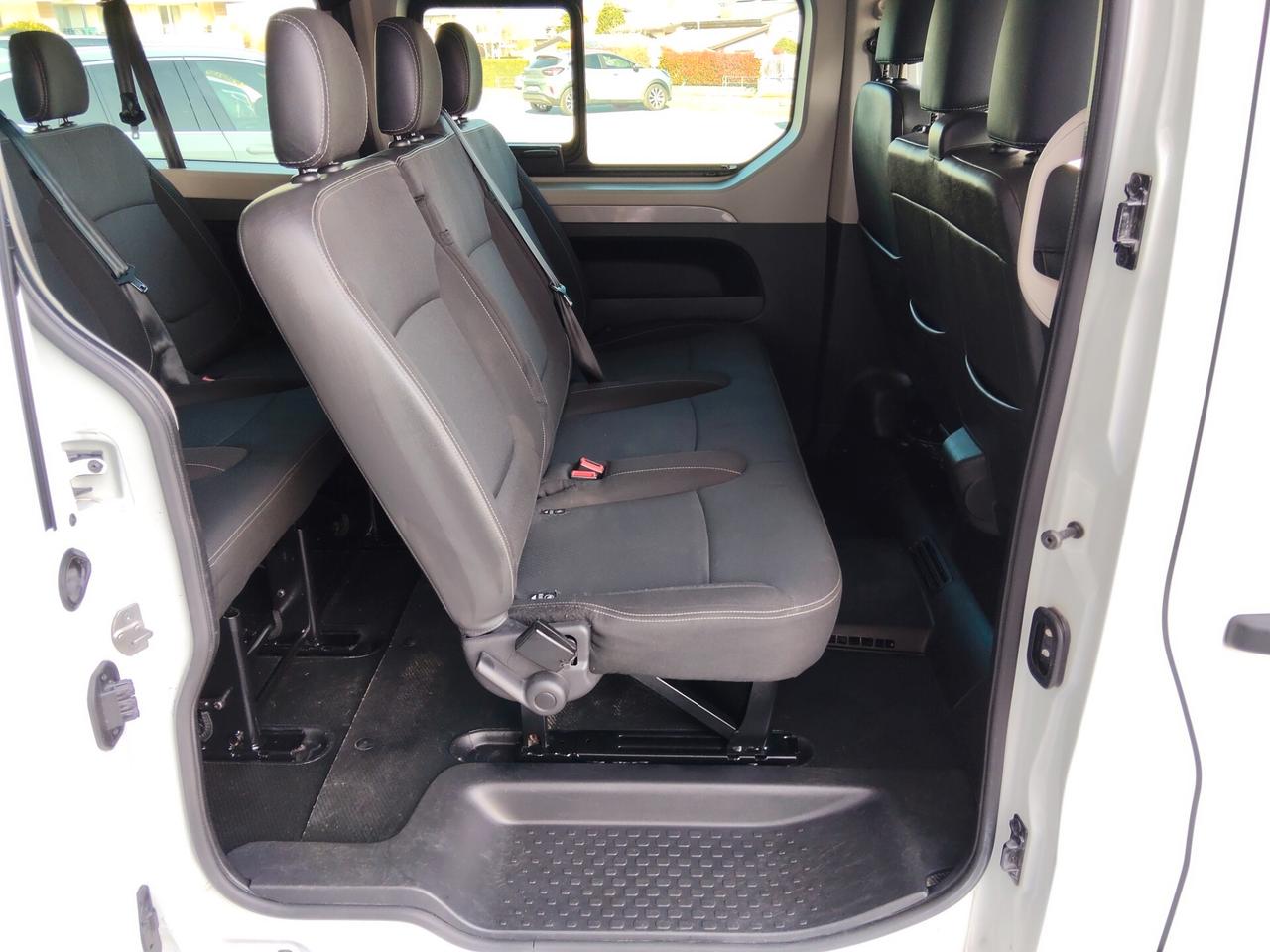 Renault Trafic 2.0dci 140cv 9 posti 2023 PASSO LUNGO