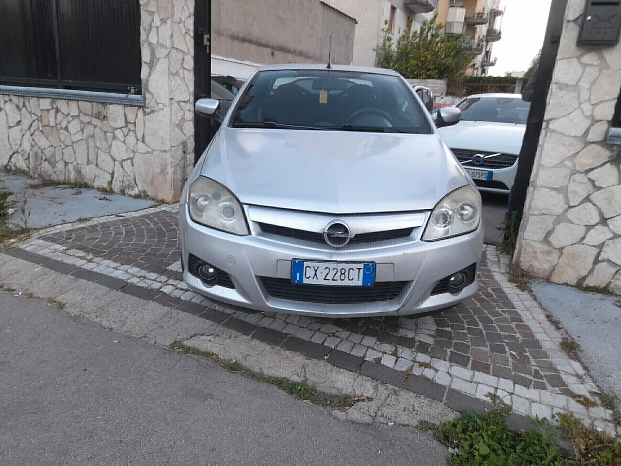 Opel Tigra TwinTop 1.4 16V Enjoy