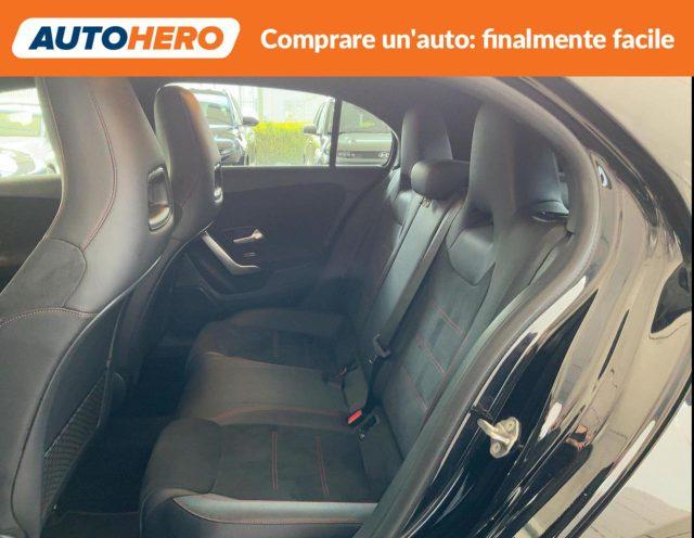 MERCEDES-BENZ A 200 Premium