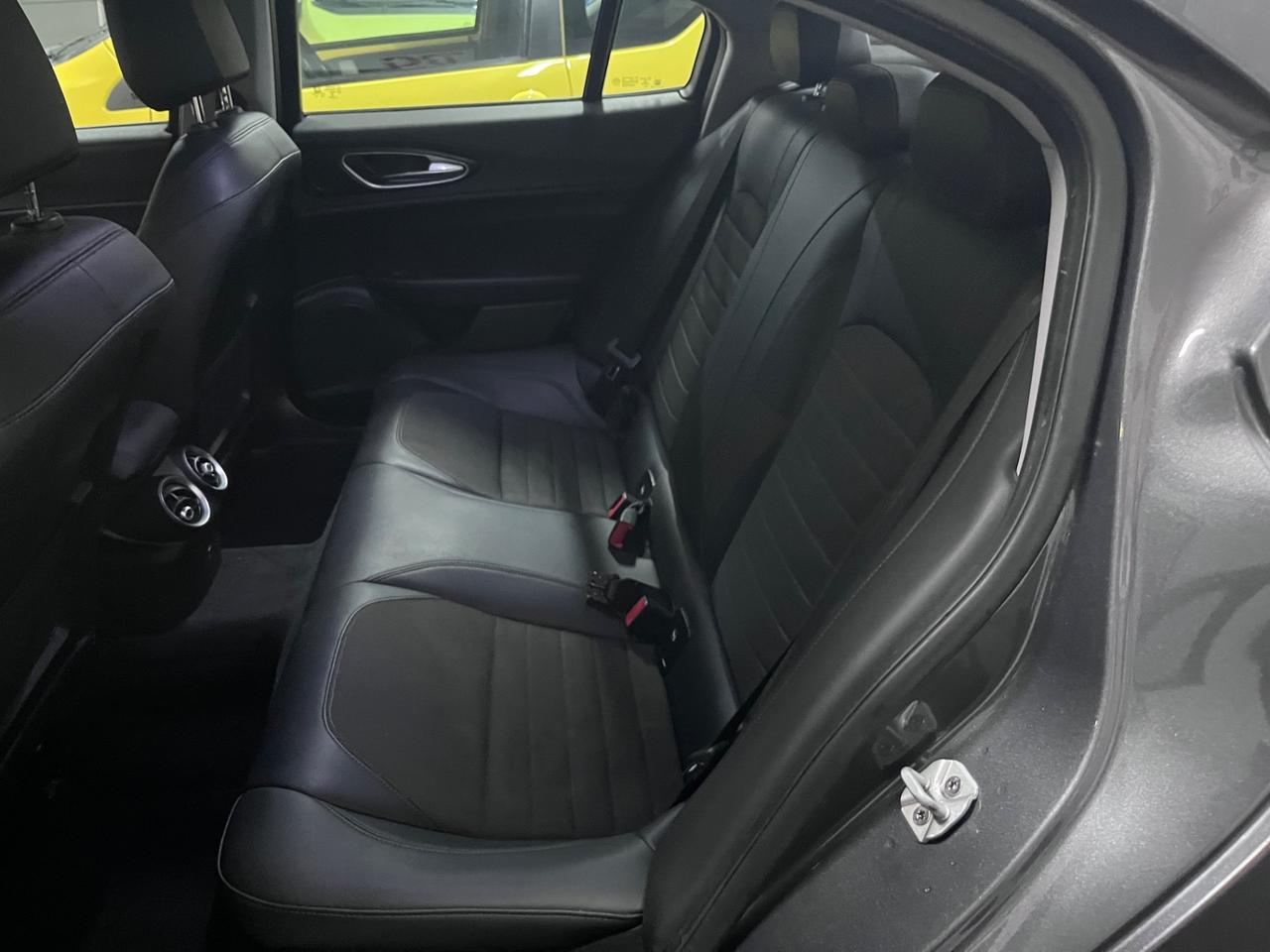 Alfa Romeo Giulia 2.2 Turbodiesel 150 CV tagliandata