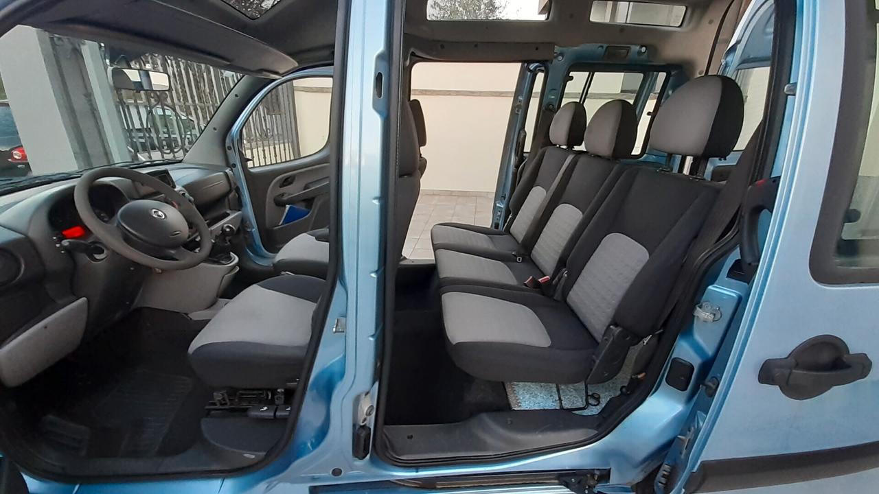 Doblò trasporto disabili pedana elettrica