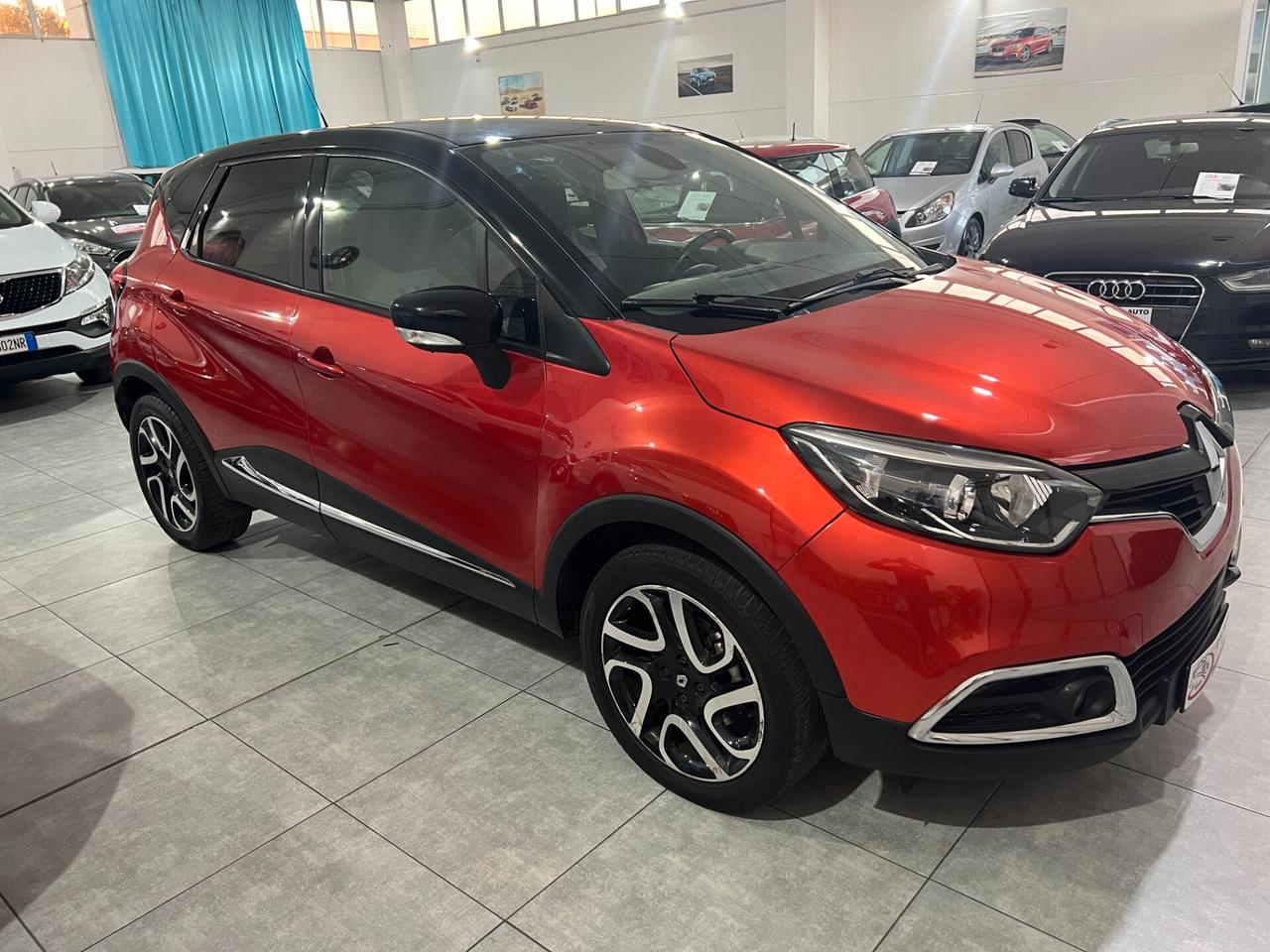 Renault Captur 1.5 90 CV - Energy Iconic - 2016