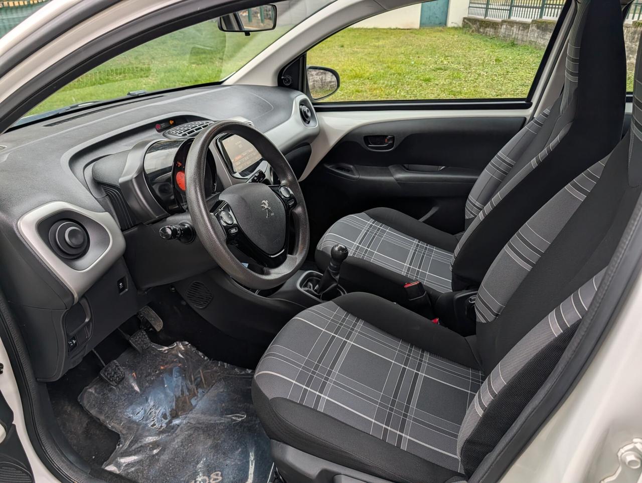 Peugeot 108 VTi 68 5 porte Allure UNICO PROPRIETARIO