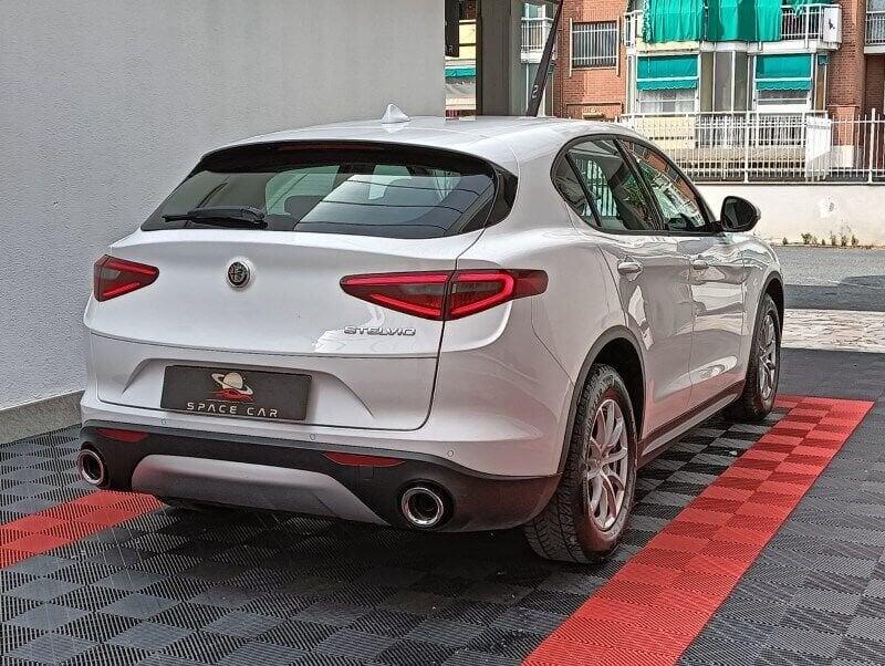 Alfa Romeo Stelvio Stelvio 2.2 Turbodiesel 160 CV AT8 RWD Business