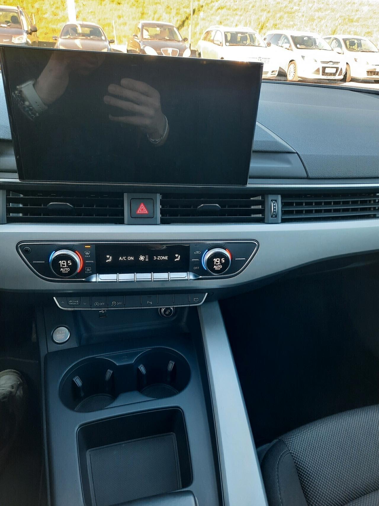 Audi A4 Avant 35 TDI S tronic Sport cokpit radar