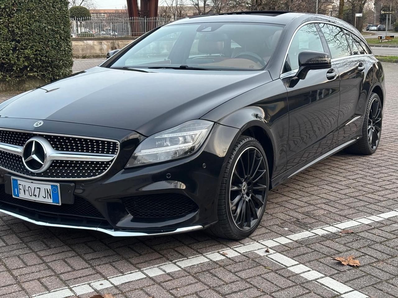 Mercedes-benz CLS 220 d SW Premium. AMG SOOTING..CELL 320 147 1147 WUATSAPP