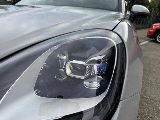 PORSCHE Cayenne Coupé 3.0 V6 E-Hybrid FULL OPT.