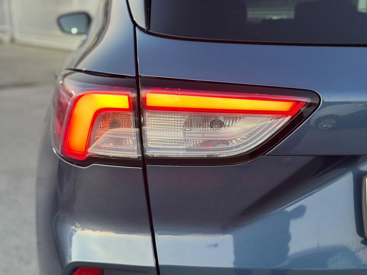 Ford Kuga 2021 1.5 120 CV aut. ST-Line DA VETRINA