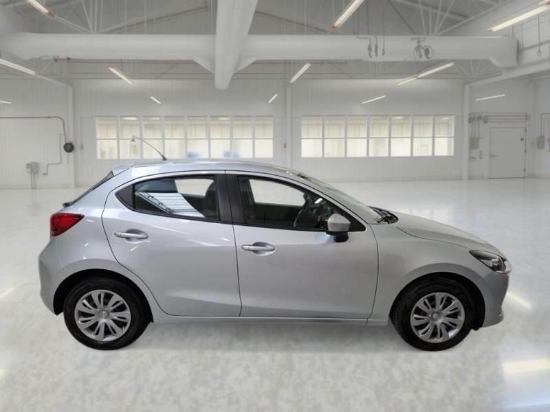 MAZDA 2 1.5 E-SKYACTIV-G M HYBRID 90 CV EVOLVE 5 PORTE BERLINA